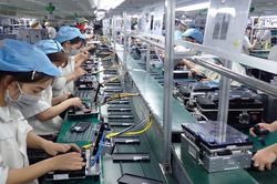 Ngành hải quan nỗ lực vượt khó khi nhiều mặt hàng nhập khẩu chủ lực sụt giảm hàng tỷ USD