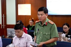 Công an TP.HCM triệt xóa 27 app 'tín dụng đen' núp bóng công ty tài chính, thu hồi nợ