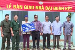 Chư Păh bàn giao nhà ở cho gia đình có công cách mạng tại xã Ia Phí