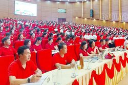 600 cán bộ quản lý, giáo viên cấp tiểu học tham gia bồi dưỡng hè 2023