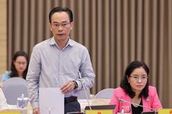 Thứ trưởng Bộ GD-ĐT: Không tăng học phí là thách thức rất lớn cho các trường đại học