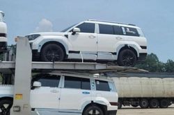 Hyundai Santa Fe 2024 tiếp tục lộ diện tại Hàn Quốc với bản 6 chỗ ngồi