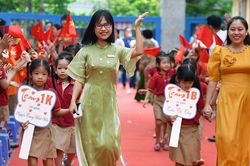 Đề xuất tăng phụ cấp ưu đãi cho giáo viên mầm non, tiểu học