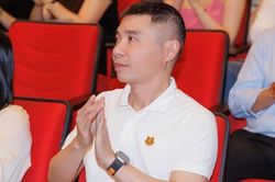 NS Công Lý xuất hiện với diện mạo tươi tắn sau thời gian gặp biến cố sức khỏe