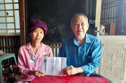 Một giáo viên mắc bệnh ung thư cần được giúp đỡ