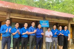 Xây dựng Ngôi nhà tình bạn cho học sinh nghèo tỉnh Bắc Kạn