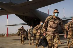 Pháp từ chối rút quân khỏi Niger