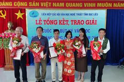 Trao giải Cuộc thi Bút ký văn học khu vực ĐBSCL