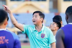SHB Đà Nẵng mong trụ hạng với tuyên bố thẳng của HLV Lê Huỳnh Đức