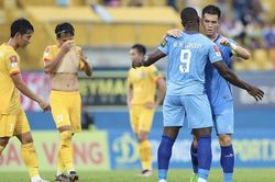 Sao trẻ Nghệ An giúp U23 Việt Nam thắng U21 Hà Nội; B.Bình Dương 99% trụ hạng V.League