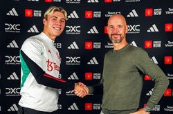 HLV Ten Hag hé lộ nguyên nhân Man Utd mua Rasmus Hojlund