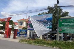 Cần thay mới pa nô tuyên truyền
