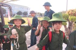 Tiểu đoàn Huấn luyện chiến sĩ mới: Tổ chức trại hè 'Chiến sĩ nhí nhập ngũ' năm 2023