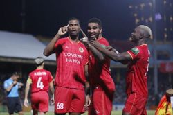 Đánh bại Hà Nội FC, CLB Công an Hà Nội trở lại ngôi đầu bảng