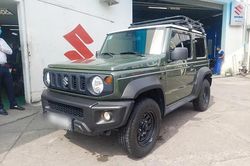 Suzuki Jimny xuất hiện trên đường phố Việt trước ngày ra mắt chính thức