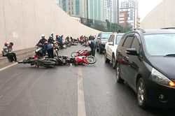 Xảy ra 2 vụ tai nạn giao thông nghiêm trọng tại Hà Nội ngày cuối tuần