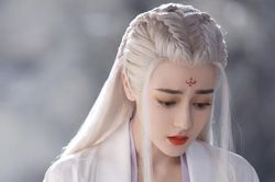 Địch Lệ Nhiệt Ba trắng tay