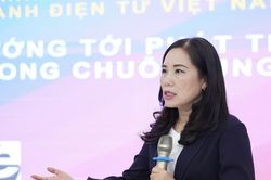Doanh nghiệp điện tử mong ngóng chiến lược 'ngoại giao đơn hàng'
