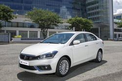 Suzuki Ciaz giảm gần 120 triệu đồng, rẻ hơn Toyota Wigo