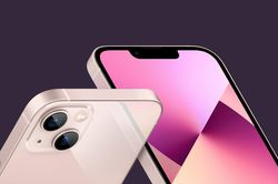 Có nên mua iPhone 13 ở thời điểm này?