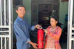 Ông trưởng thôn mê dân vận