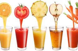 Uống nước ép thay nước lọc được không?