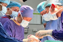 Mất vị thế, vai trò chủ đạo của bệnh viện trung ương nếu chuyển về Hà Nội quản lý