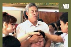 Thoát khỏi 'động quỷ'