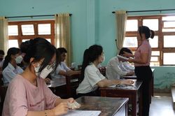 Đà Nẵng thông tin việc thu hồi một phần tiền đã hỗ trợ học phí