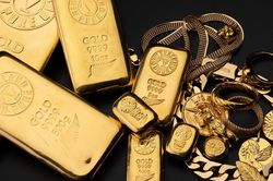 Giá vàng 8/8: 56,3 triệu đồng/lượng, vàng trượt giá sau bình luận của quan chức Fed