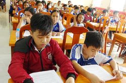 Nâng cao nhận thức về tảo hôn cho học sinh Khmer huyện Tri Tôn