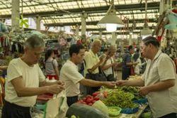 Trung Quốc rơi vào giảm phát