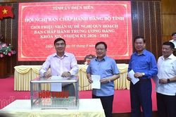 Tỉnh ủy Điện Biên giới thiệu 2 nhân sự quy hoạch Ban Chấp hành Trung ương