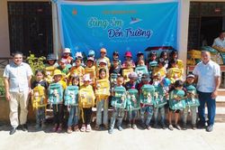 FVG khởi động chương trình thiện nguyện 'Cùng em đến trường' lần thứ 4