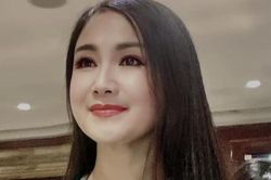 Sao Việt: NSND Thu Hà nền nã trong tà áo dài, Thanh Sơn đăng dòng trạng thái lạ...