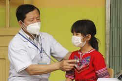 Phấn đấu đạt tỷ lệ 100% học sinh, sinh viên tham gia BHYT