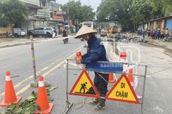 Phú Lương: Xuất hiện hố sụt bất thường trên Quốc lộ 3
