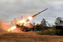 Nga nhắm mục tiêu sở chỉ huy và kho đạn của Ukraine