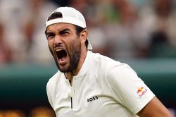 Matteo Berrettini phơi bày mặt tối của quần vợt