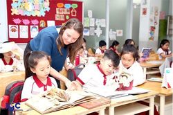 Dạy ngoại ngữ ở lớp 1 và 2 không được gây quá tải cho học sinh