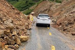 Tiếp tục gia tăng mưa lớn, cảnh báo lũ quét, sạt lở ở vùng núi Bắc Bộ