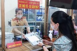 Có được thay biển số xe trúng đấu giá vào xe đã có biển số không?
