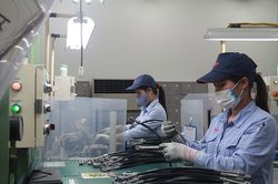 Các địa phương nào đạt kim ngạch xuất khẩu trên 10 tỷ USD sau 7 tháng năm 2023?