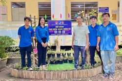 'Thư viện xanh điện tử' tại Trường THCS Thạnh Mỹ Tây