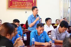 Thiếu đơn hàng, các doanh nghiệp vẫn nỗ lực giữ việc làm cho công nhân