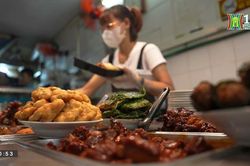 Cơm bụi ở Hà Nội