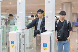 Ứng dụng Hệ thống cổng kiểm soát xuất nhập cảnh tự động tại cửa khẩu đường hàng không