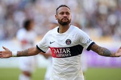 Bị tổn thương, Neymar rơi vào tình trạng tương lai bất định