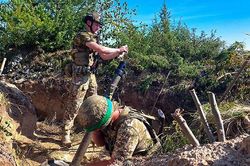 Chuyển biến hướng Kupyansk, Nga đẩy lùi 17 cuộc tấn công Donetsk