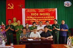 Sơn La: Tuyên truyền, vận động nhân dân giao nộp vũ khí, vật liệu nổ